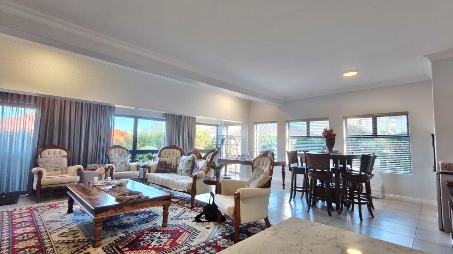 3 Bedroom Property for Sale in Hartenbos Heuwels Western Cape